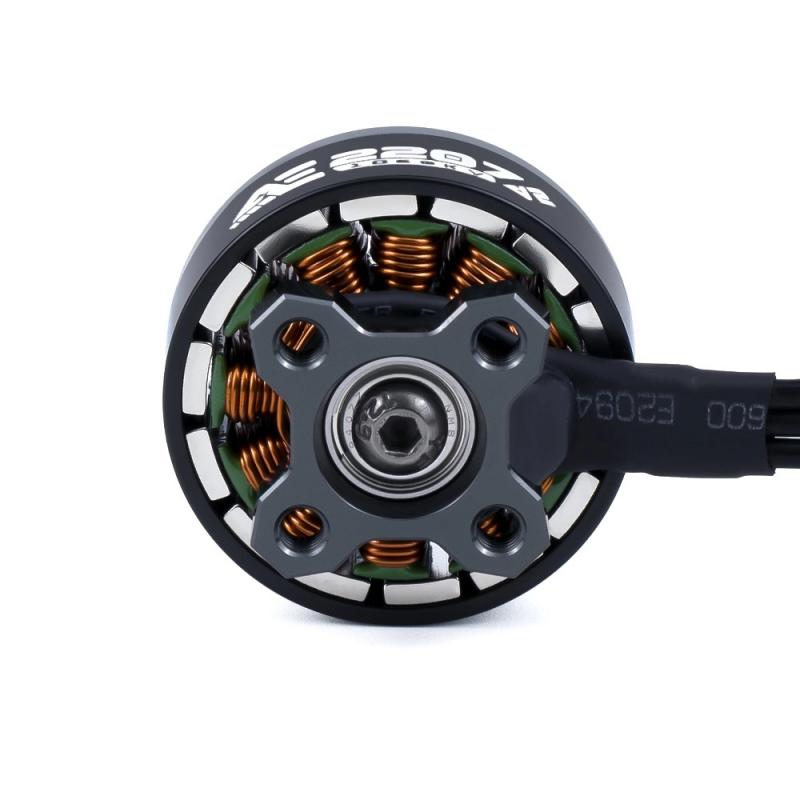 Axis Flying AE2207 V2 1960Kv 3