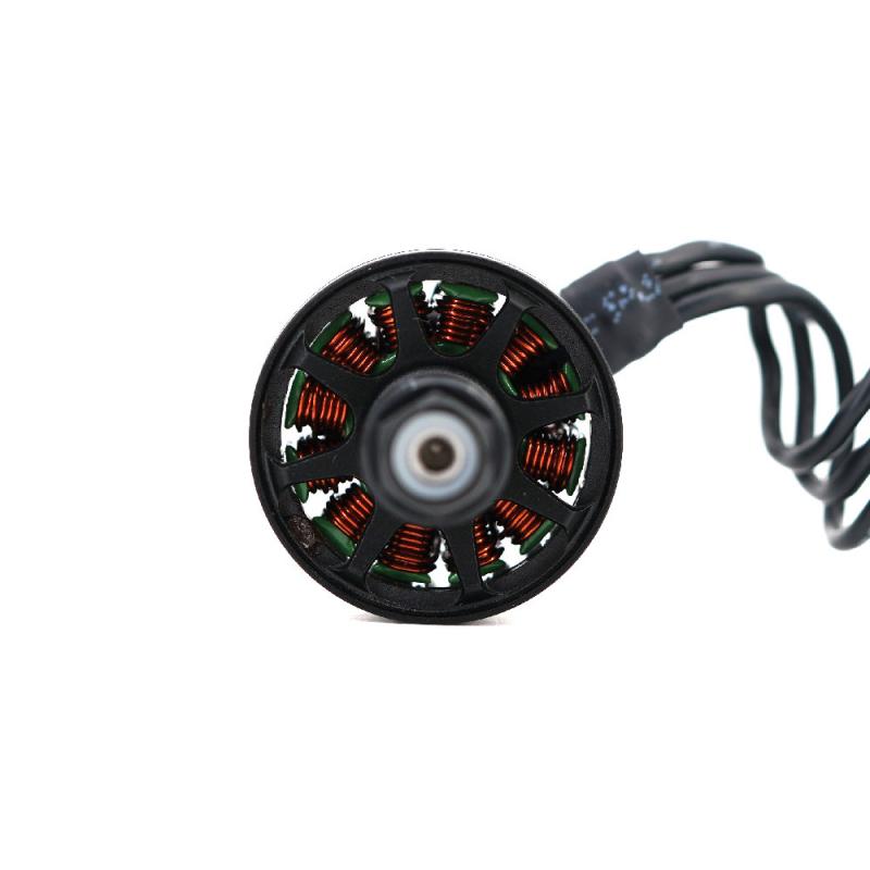 TBS Chupito EX2207 2000kv 3